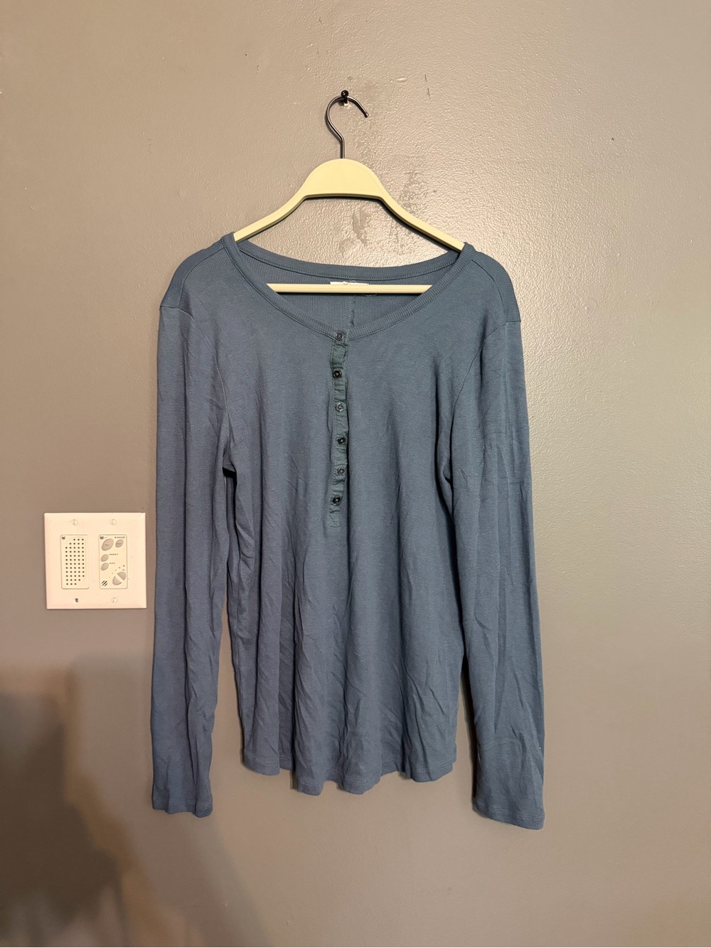 Maurices Slate Blue Ribbed Long Sleeve Henley Top Size XL NWOT